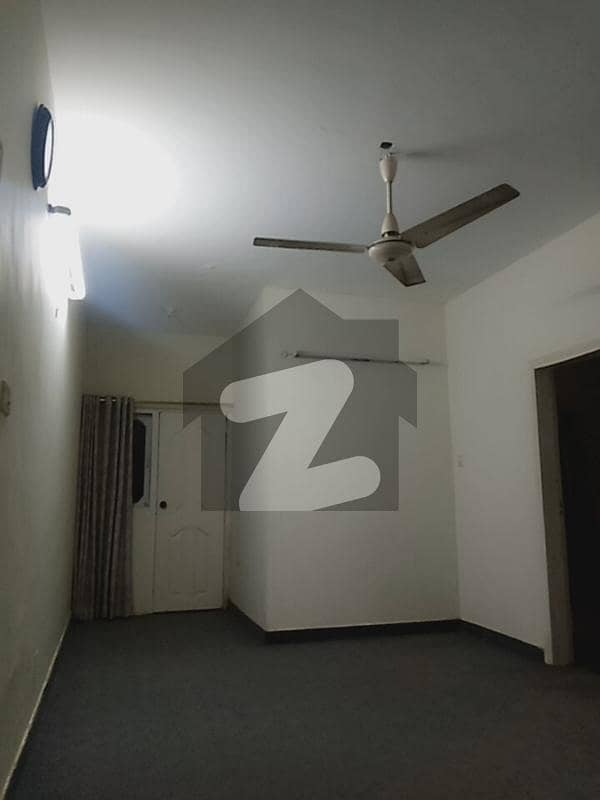1200 Square Feet Flat In Clifton - Block 5 For Rent