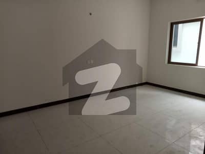 Building Available For Rent In Tariq Road