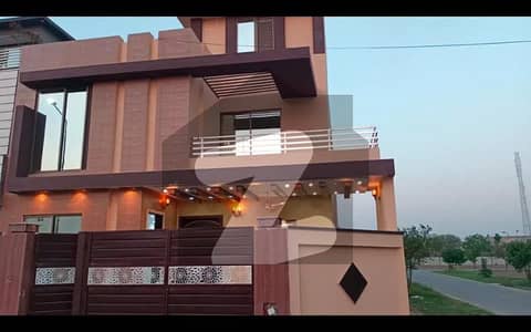 10 Marla House Available For Sale In Good Location Tulip Block