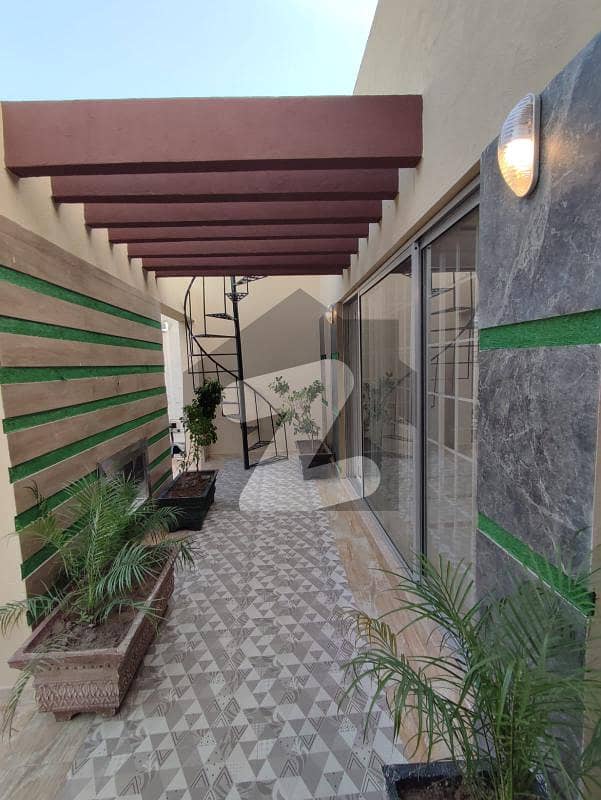 10 MARLA HOT LOCATION BRAND NEW HOUSE IS AVAILABLE FOR SALE IN PUNJAB SOCIETY PHASE 2