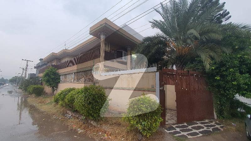 Phase 2 Sector H-3 10 Marla Corner House For Rent