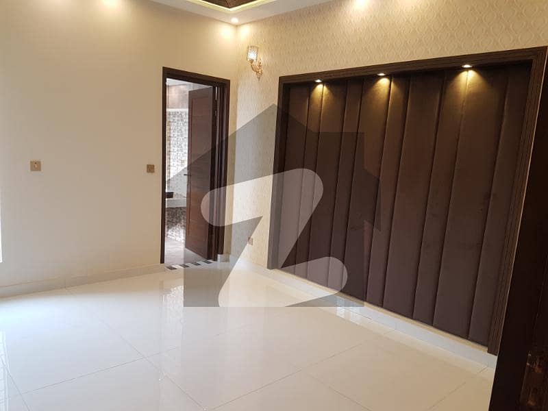 10 Marla Upper Portion Available For Rent In Sector E Ee Block Bahria Town Lahore