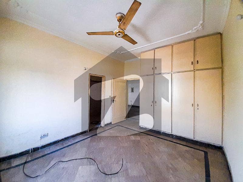 Direct Approach To Main Road 4 Marla 2nd Floor Is Available For Rent In Dha Phase-1
