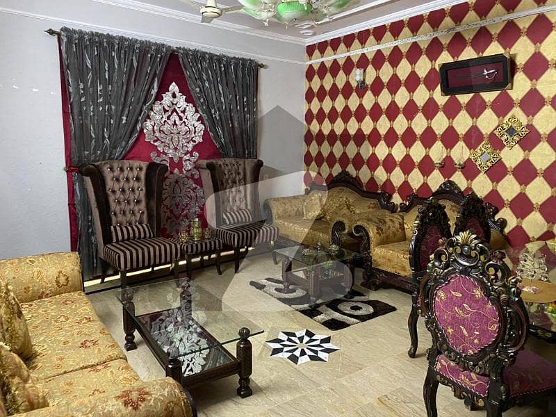 ریونیو سوسائٹی - بلاک بی ریوینیو سوسائٹی لاہور میں 3 کمروں کا 1 کنال بالائی پورشن 60 ہزار میں کرایہ پر دستیاب ہے۔