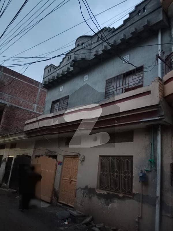 علی پُر اسلام آباد میں 5 کمروں کا 6 مرلہ مکان 1.65 کروڑ میں برائے فروخت۔