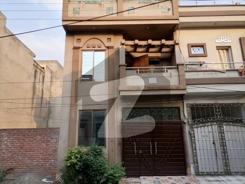 3.5 Marla House Ideally Situated In Lalazaar Garden
