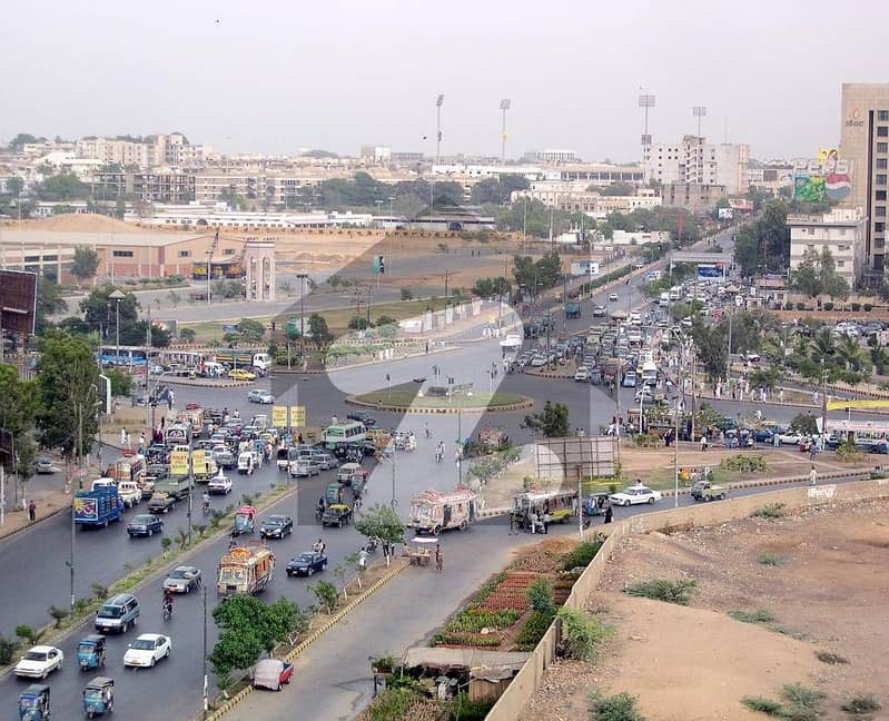 گلشنِ اقبال - بلاک 4 گلشنِ اقبال گلشنِ اقبال ٹاؤن کراچی میں 2 کنال رہائشی پلاٹ 12 کروڑ میں برائے فروخت۔