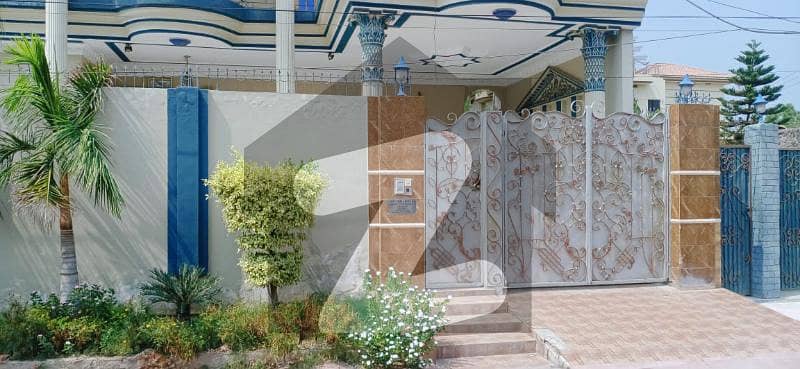 شامی روڈ پشاور میں 7 کمروں کا 1 کنال مکان 12.5 کروڑ میں برائے فروخت۔