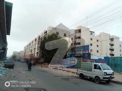 نارتھ کراچی - سیکٹر 5-کے نارتھ کراچی کراچی میں 5 کمروں کا 6 مرلہ فلیٹ 70 لاکھ میں برائے فروخت۔