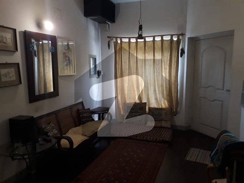 ایڈن ویلیو ہومز ایڈن لاہور میں 1 کمرے کا 3 مرلہ فلیٹ 22 ہزار میں کرایہ پر دستیاب ہے۔