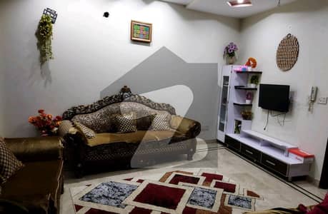 پی اینڈ ڈی فورٹ ٹو مین کینال بینک روڈ لاہور میں 4 کمروں کا 8 مرلہ مکان 2.5 کروڑ میں برائے فروخت۔