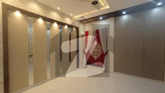 10 Marla House For sale In Bahria Town - Overseas B