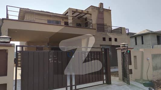 10 Marla Double Story House For Rent In Khayaban E Amin Lahore