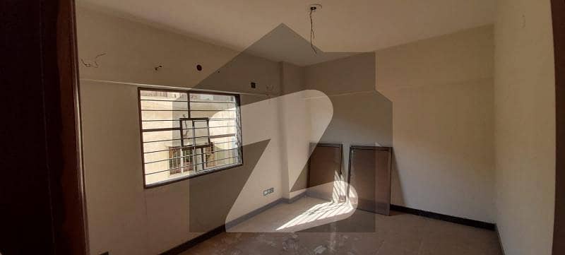 الہلال سوسائٹی کراچی میں 3 کمروں کا 7 مرلہ مکان 2.4 کروڑ میں برائے فروخت۔