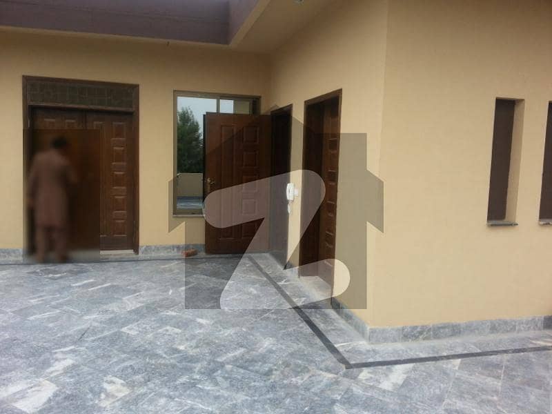 10 Marla Double Storey Beautiful House For Rent