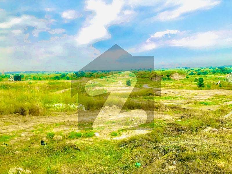 6marla commercial plot available for sale block D