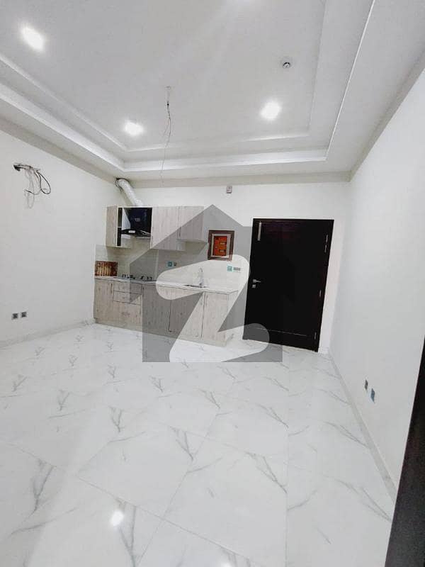 Walayat Colony 700 Square Feet Flat Up For Sale