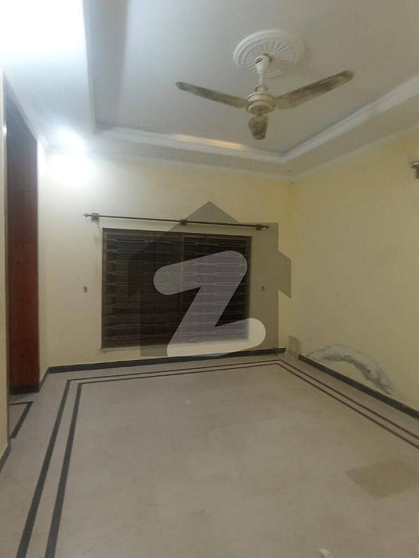 جناح گارڈنز ایف ای سی ایچ ایس اسلام آباد میں 3 کمروں کا 1 کنال زیریں پورشن 65 ہزار میں کرایہ پر دستیاب ہے۔