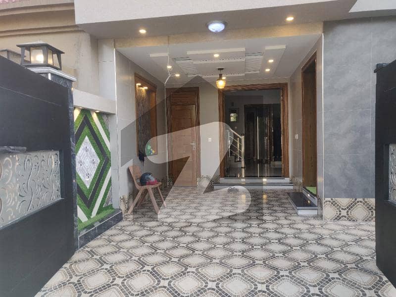 5 Marla Brand New First Entry House Available For Rent Bahria Town Lahore