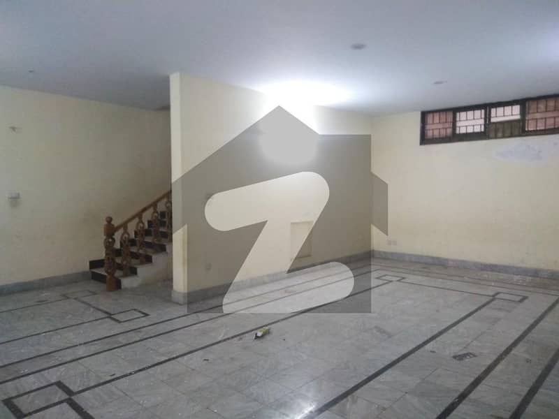 1 Kanal House In Hayatabad Phase 2 - G3 For rent