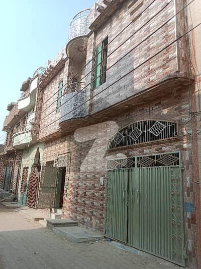 Ideally Located House Of 1350 Square Feet Is Available For Sale In Sabir Piya Town