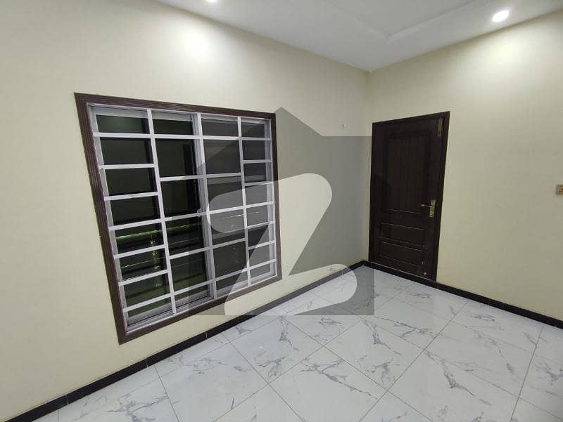 10 Marla Double Storey  Prime Location. 60 Feet Road , Only For Family Use.