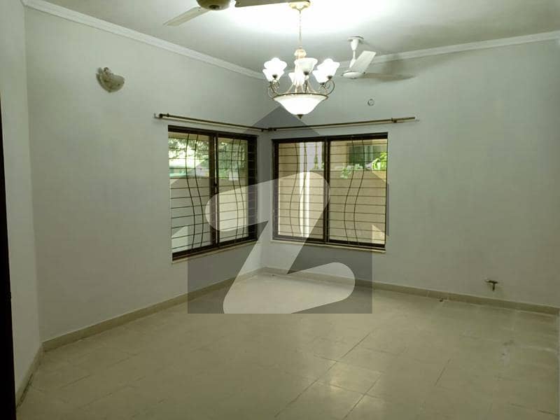 12 Marla 4 Bedrooms House Available For Rent Located In Askari-3 Bedian Road Walton Cantt Lahore