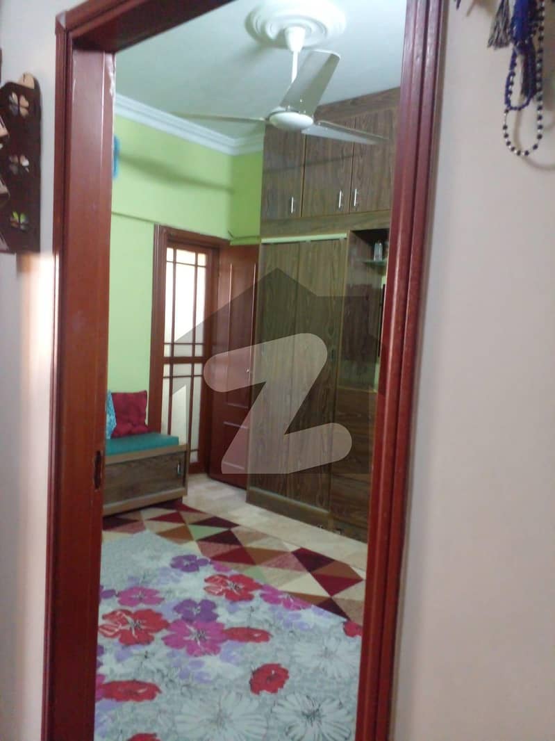 Javed Hill View Flat For Sale GulistaneJauhar Block 3, Gulistane