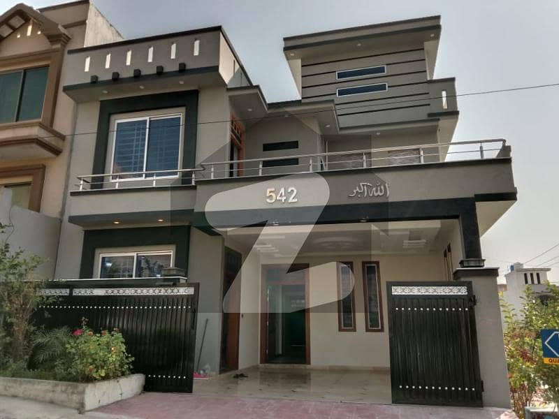 Corner 7 Marla Double Storey House For Sale In Cbr Town Islamabad