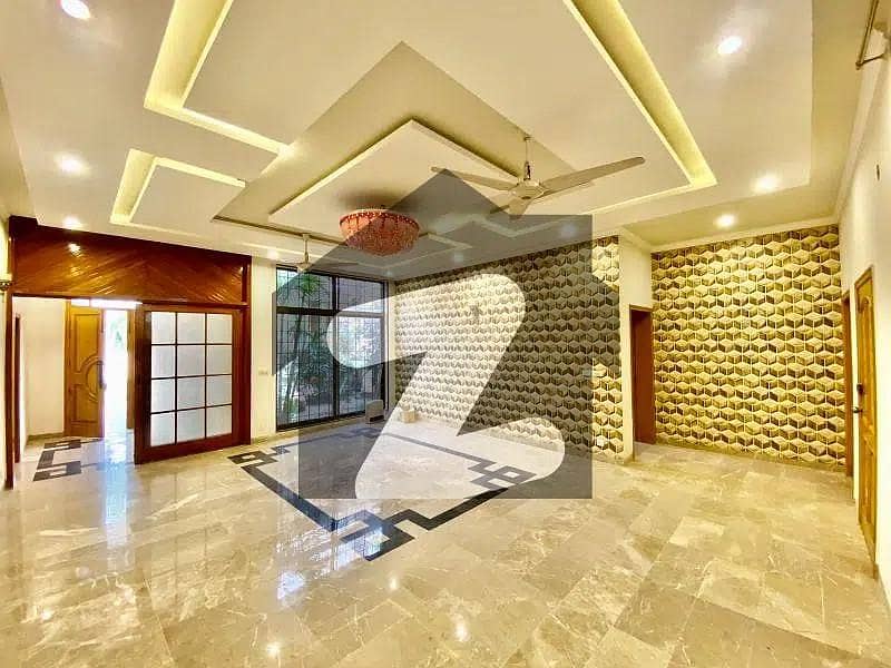 1 Kanal Double Story Beautiful Location House for Sale in DHA Lahore