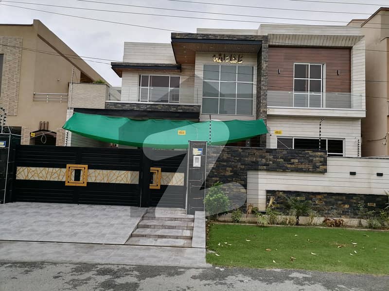 Wapda City - Block F House Sized 20 Marla For sale