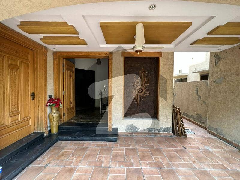 12 Marla House Available For Rent In Al Rehman Garden Phase 2 Lahore