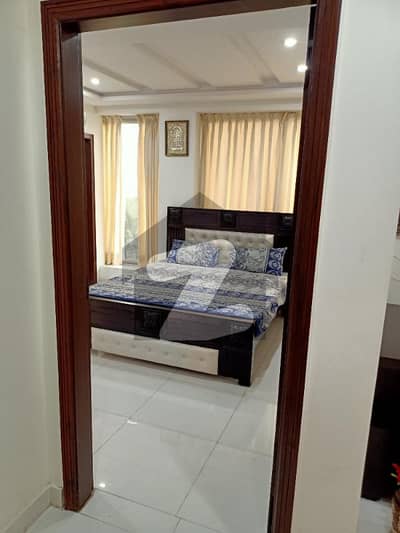 1 BED FULLY FURNISHED APARTMENT FOR RENT IN ALI BLOCK BAHRIA TOWN