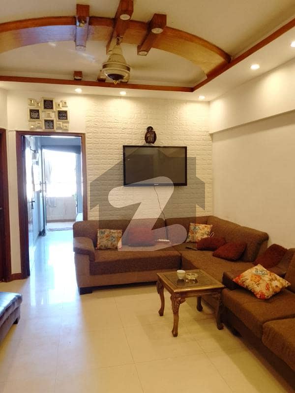 اَپر غزری غِزری کراچی میں 3 کمروں کا 4 مرلہ فلیٹ 95 لاکھ میں برائے فروخت۔