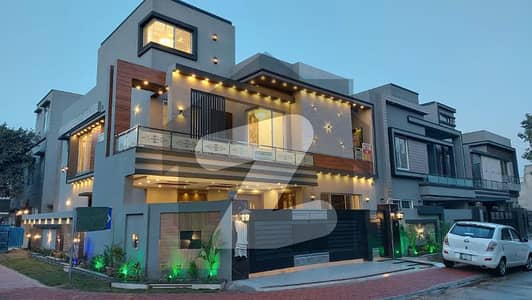 14 Marla Brand New Luxury House For Sale