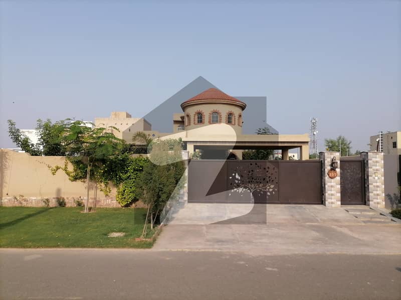 2 Kanal House For sale In Central Park Housing Scheme Central Park