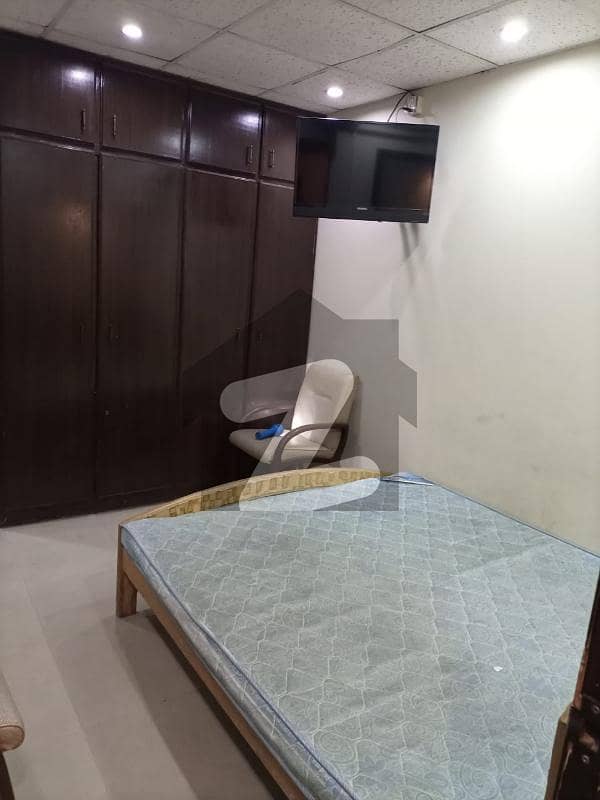 ماڈل ٹاؤن ایکسٹینشن ماڈل ٹاؤن لاہور میں 1 کمرے کا 1 مرلہ کمرہ 22 ہزار میں کرایہ پر دستیاب ہے۔