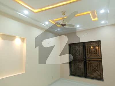 8 Marla Brand New House For Rent