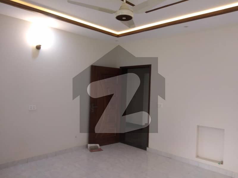 House Sized 10 Marla Is Available For rent In Paragon City