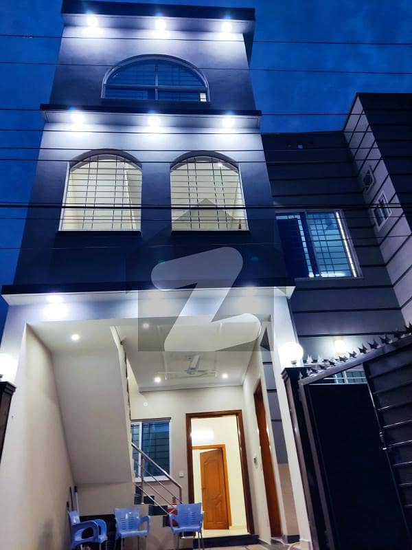 ہائی کورٹ روڈ راولپنڈی میں 4 کمروں کا 4 مرلہ مکان 1.43 کروڑ میں برائے فروخت۔