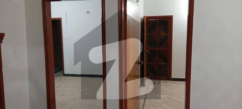 رفیع گارڈن شاہ فیصل ٹاؤن کراچی میں 2 کمروں کا 5 مرلہ زیریں پورشن 24 ہزار میں کرایہ پر دستیاب ہے۔