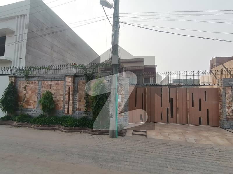 House For sale In New Shalimar Colony
