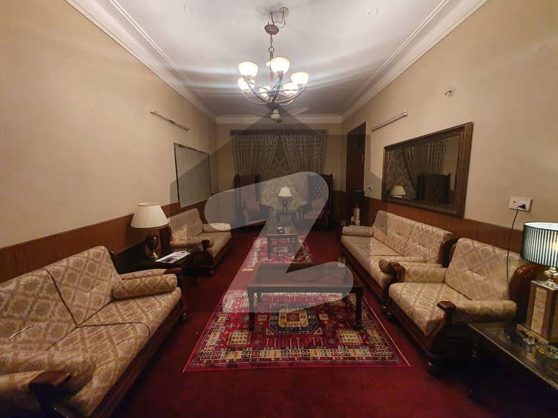 2 Kanal Double Storey Complete House For Rent In Model Town