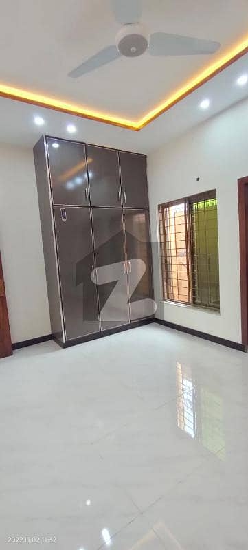 1 Kanal House Available For Rent In Awt Housing Society