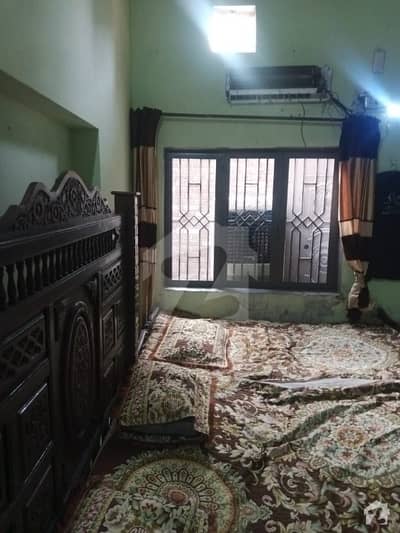 Single Storey 3.5 Marla House Available In Sabzi Mandi For sale
