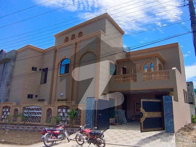 LOOKING FOR A 13 MARLA HOUSE IS AVAILABLE FOR SALE IN PUNJAB UNIVERSITY SOCIETY PHASE 2