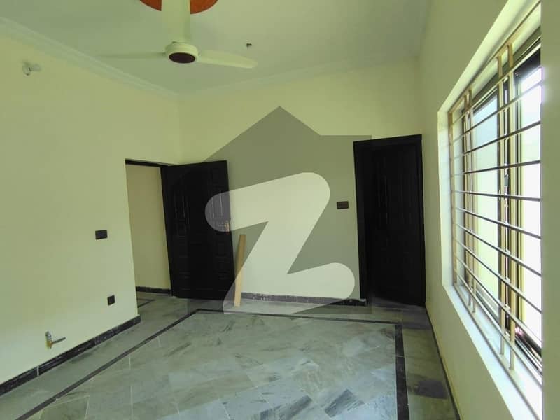 10 Marla House For sale In Gohar Ayub Town