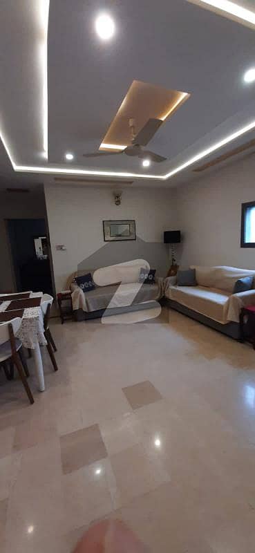 الحمرا ٹاؤن لاہور میں 3 کمروں کا 5 مرلہ مکان 1.35 کروڑ میں برائے فروخت۔