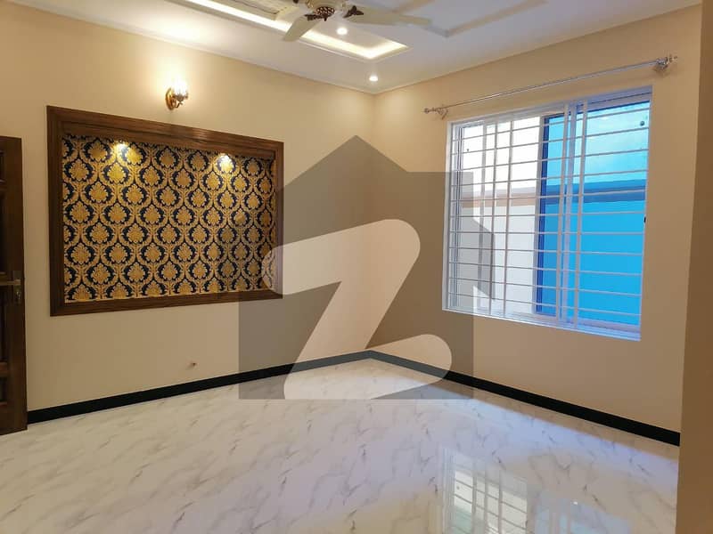 A 4 Marla House Located In Satellite Town - Block F Is Available For rent