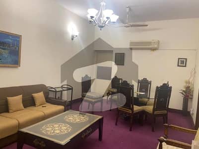 فیصل ٹاؤن ۔ بلاک اے فیصل ٹاؤن لاہور میں 3 کمروں کا 7 مرلہ فلیٹ 1.35 کروڑ میں برائے فروخت۔